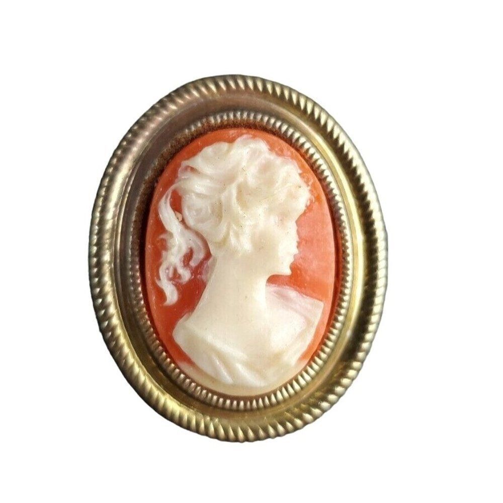 ANTIQUE Vintage Jewelry- Oval Cream Cameo on Orange Pendant Pin Brooch - Picture 1 of 6